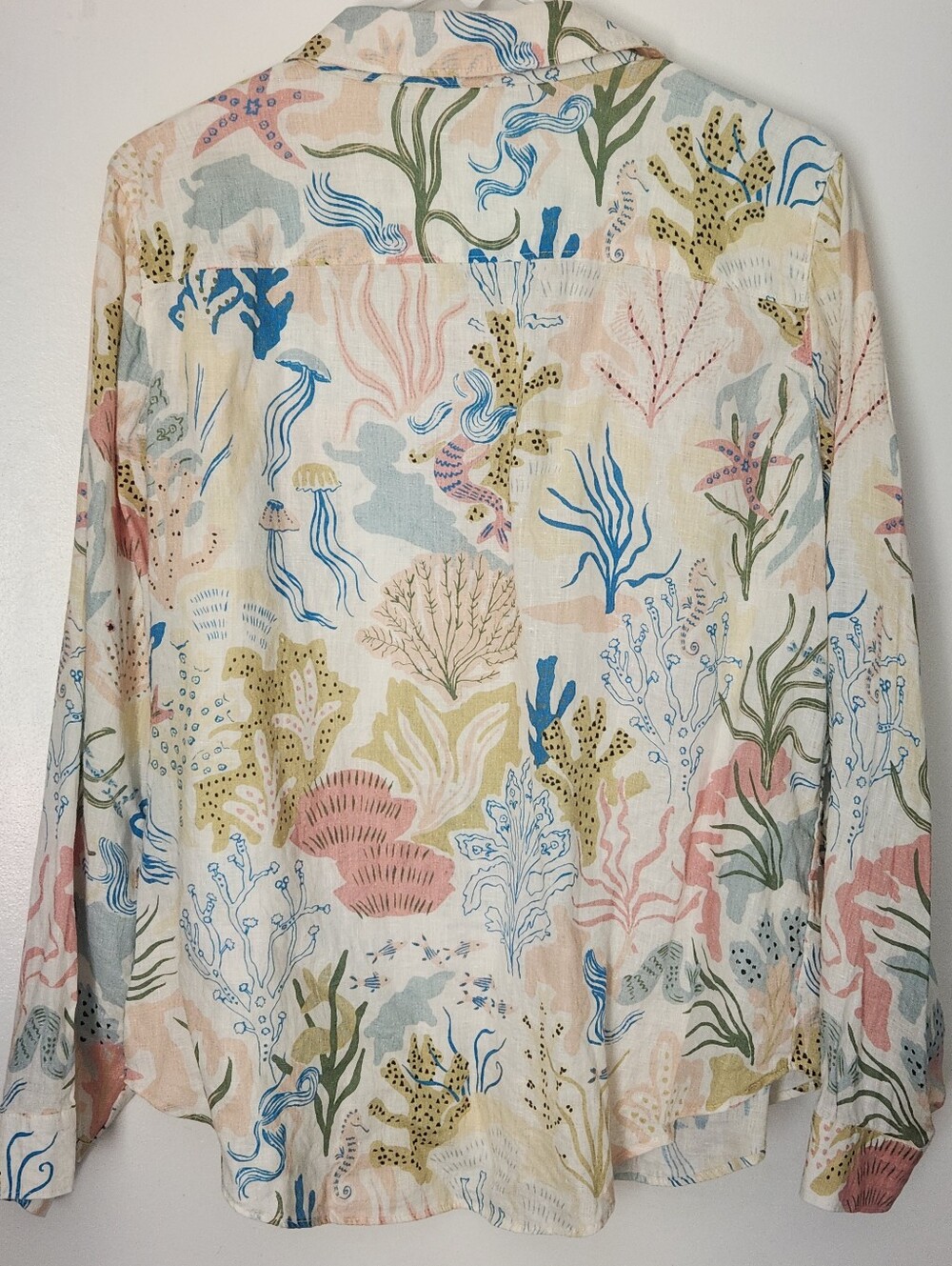 Spartina 449 Callie Linen Shirt Mermaid Coral Beach Seahorse Ocean Print Size L - Picture 4 of 10